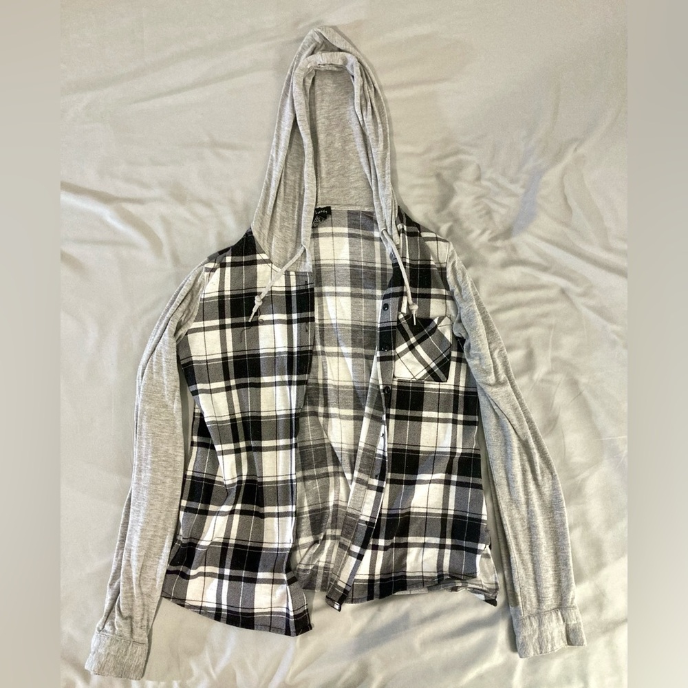 Justify Flannel Lightweight Jacket